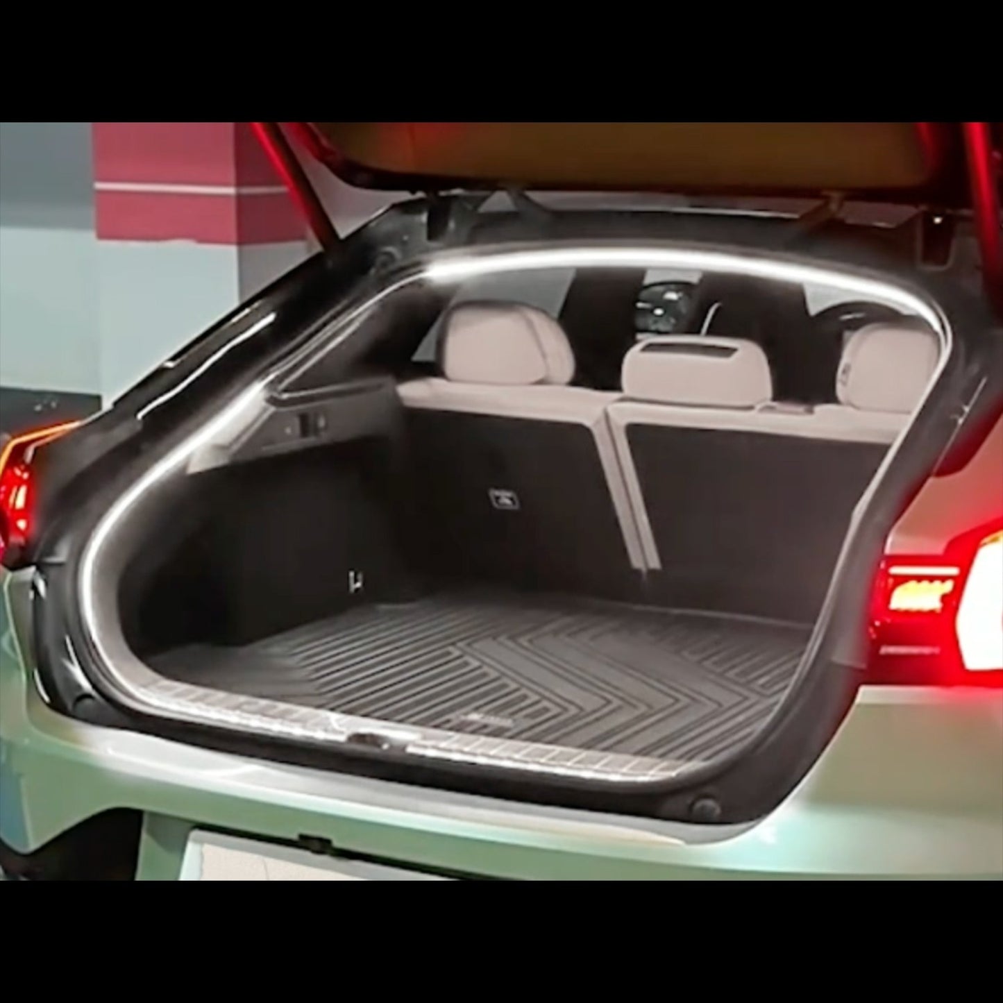 LED Car Boot Light Strip Dynamic Running Opening Sequence SUV Trunk Lamp