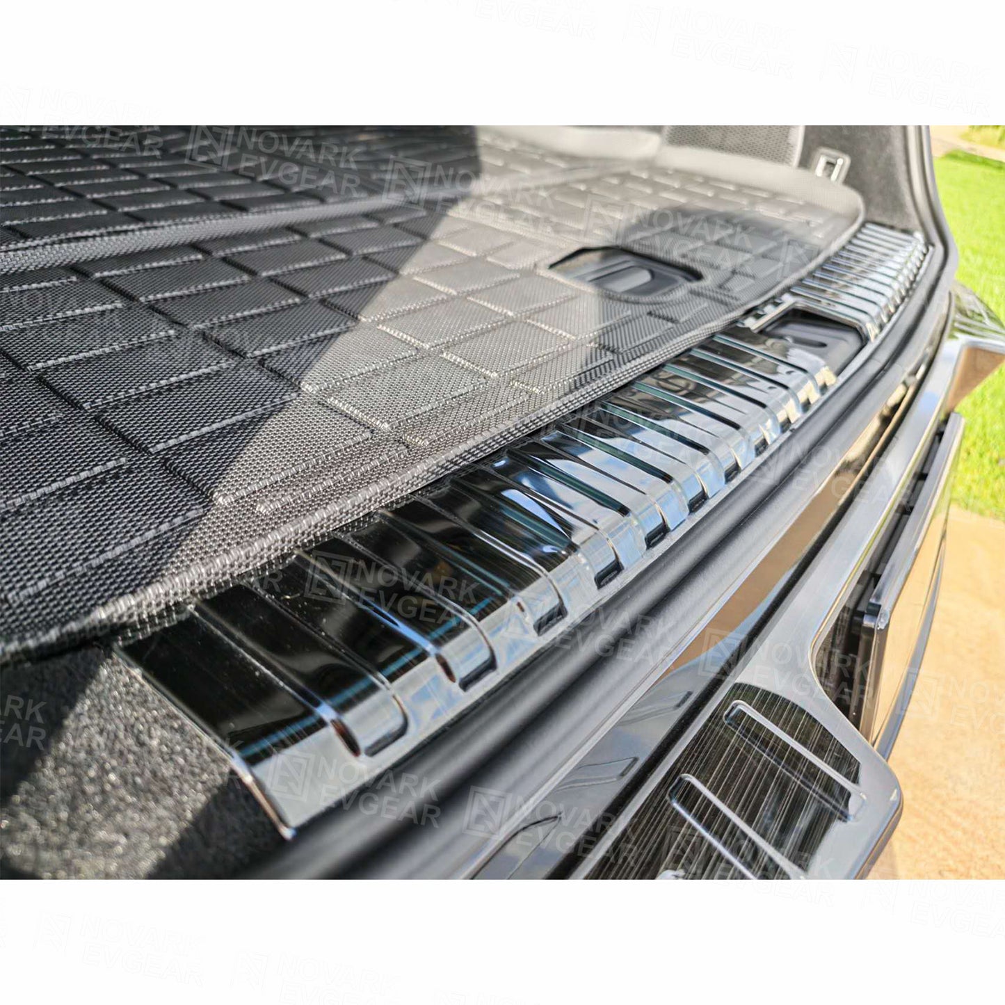 Zeekr 7X 2025+ Premium Boot Sill Stainless Steel Cover Trunk Sill Guard 2P Combo